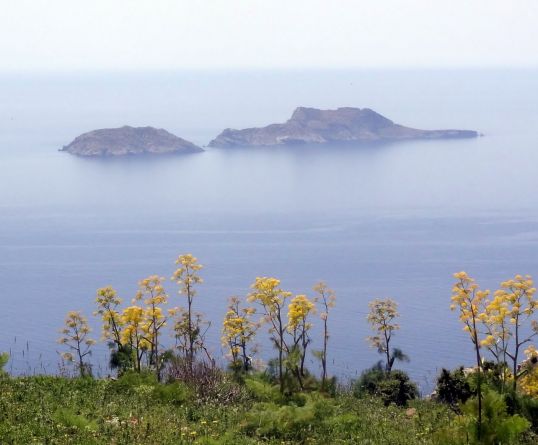 Paximadia islands